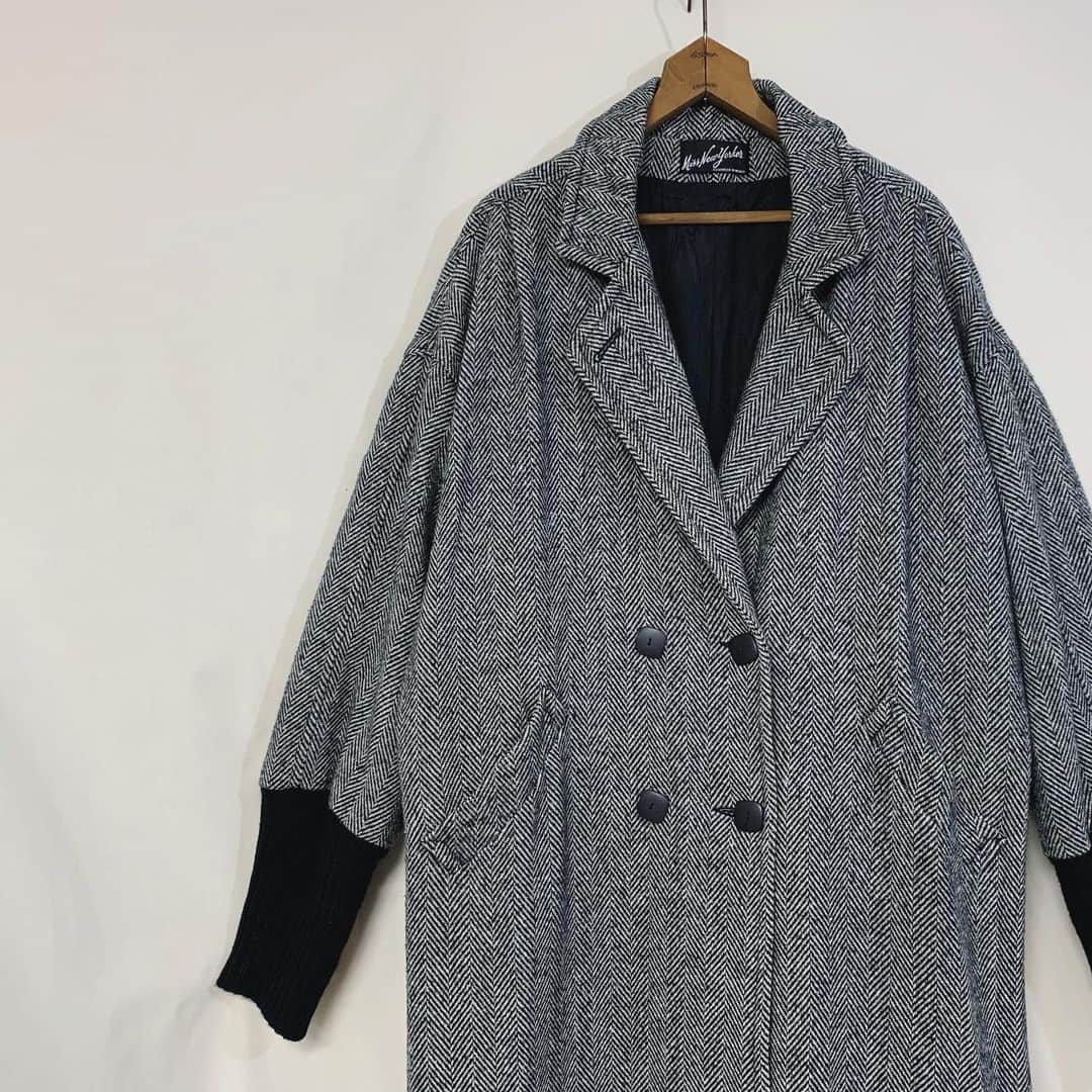 i nouさんのインスタグラム写真 - (i nouInstagram)「. SOLD.  herringbone tweed wool coat #inou_vintageclothing」1月11日 15時29分 - inou_vintageclothing