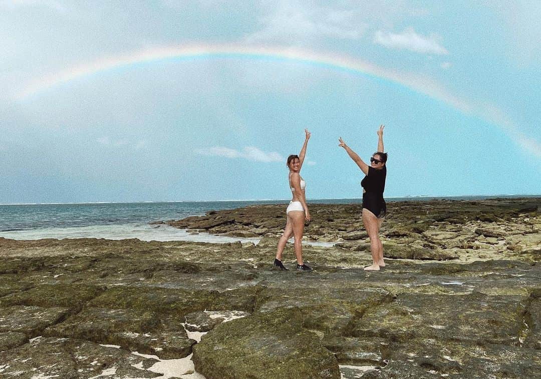 リザ・ソベラーノさんのインスタグラム写真 - (リザ・ソベラーノInstagram)「Thank you God for creating all things beautiful! 🌈 ❤️🧡💛💚💙💜」1月11日 15時36分 - lizasoberano