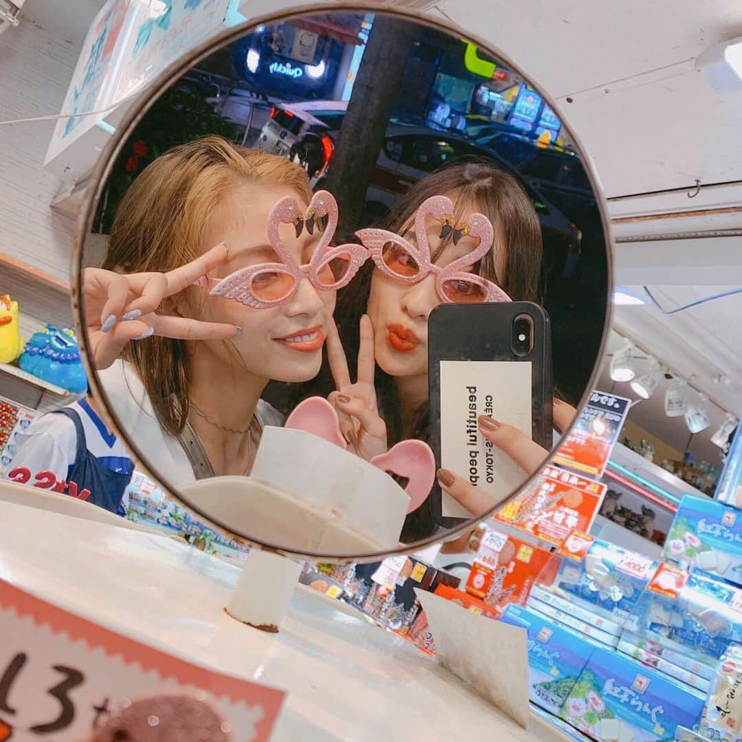 honoka のインスタグラム：「新成人の皆さん 成人おめでとうございます❣️ もかちゃんおめでとー！！！ 来月お祝いしよね🙋🏻‍♀️ #もか星人👽✨」
