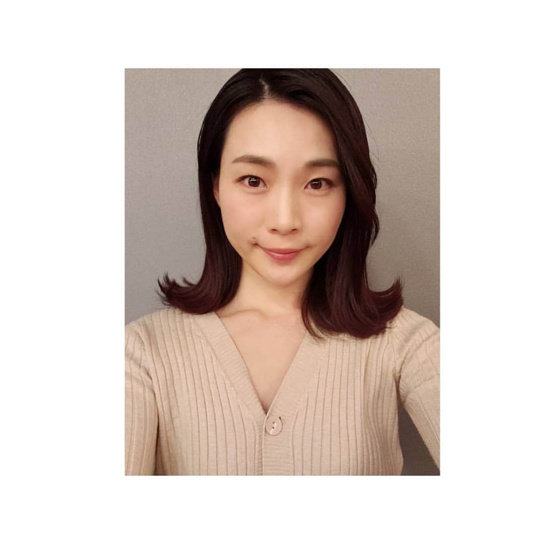 本田珠規さんのインスタグラム写真 - (本田珠規Instagram)「オーディション行く前に、 現在の写真での事前オーディションが どんどん増えてきて、 携帯のギャラリーが自撮りだらけ😅 何が正解かわからなくなってきている😂  自分で思う良いと、客観的だと全然違ったりするよね💦 前、兄に自撮り変やで。と言われたことあるし(笑)  やっぱり自撮りライト付き脚立？買うべきか！ 悩むところ。。。  #自撮り」1月11日 16時59分 - tamaki_honda_oscar