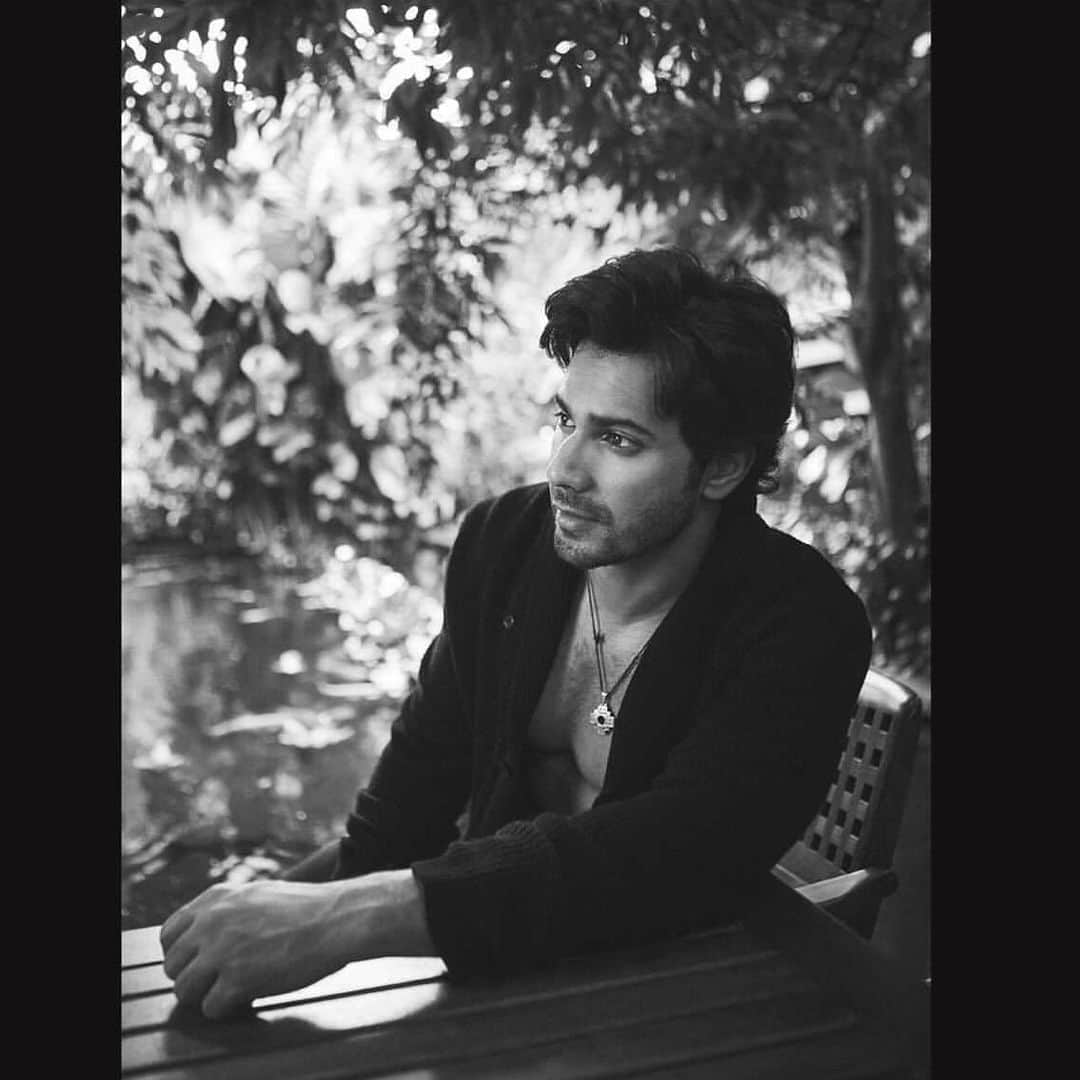 Varun Dhawanさんのインスタグラム写真 - (Varun DhawanInstagram)「Life isn’t always black & white」1月11日 17時01分 - varundvn