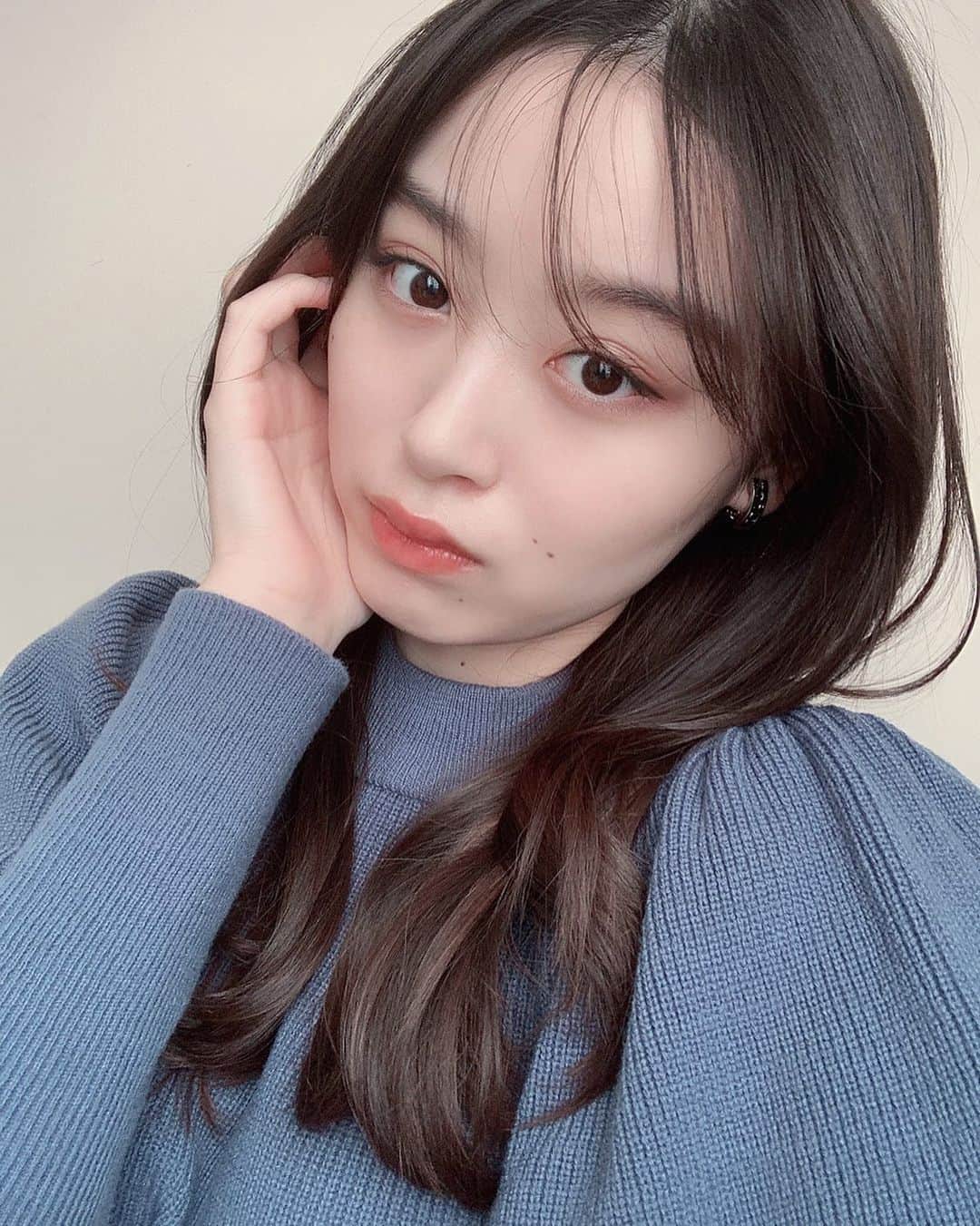 小山内花凜さんのインスタグラム写真 小山内花凜instagram 最近お気に入りのカラー セピアブラウン です カットもいつもと少し変えてもらいました 担当は Artifata Nozaka さんです 1月11日 18時11分 Karin Osanai