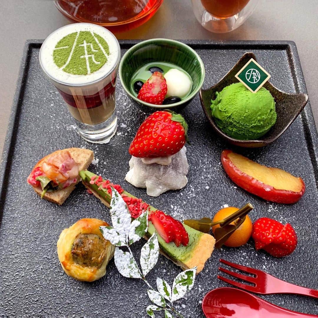 あゆまっくすのグルメインスタ