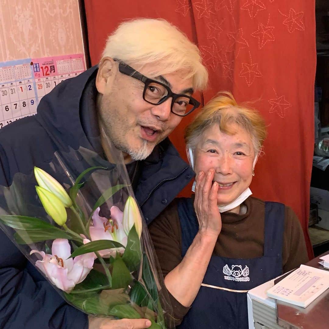 ケイ・グラントのインスタグラム：「如意亭のママ💕プレゼント🎁ありがとうございます😘😘😘💕」