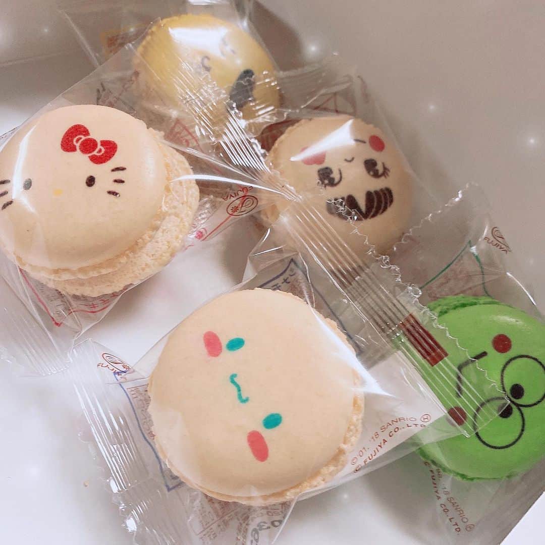 菊地姫奈さんのインスタグラム写真 - (菊地姫奈Instagram)「マカロン食べました🤍 美味しかったです( ¨̮ )𓂃◌𓈒𓐍やっぱり甘い物に目がない！！⛅️」1月11日 19時36分 - hina_k_1019