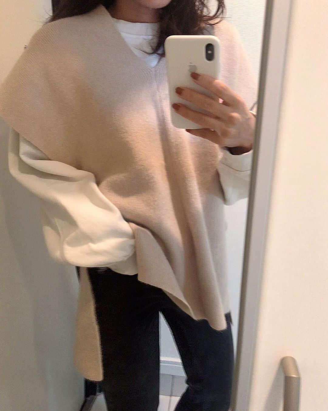 Minamiのインスタグラム：「﻿ ﻿ @basement_online のベスト。﻿ ナチュラルなpink◡̈︎﻿ ﻿ ﻿ おそろしいくらいずっと食べてる、、、🐖﻿ そろそろちゃんとしよー😭 ﻿ ﻿」