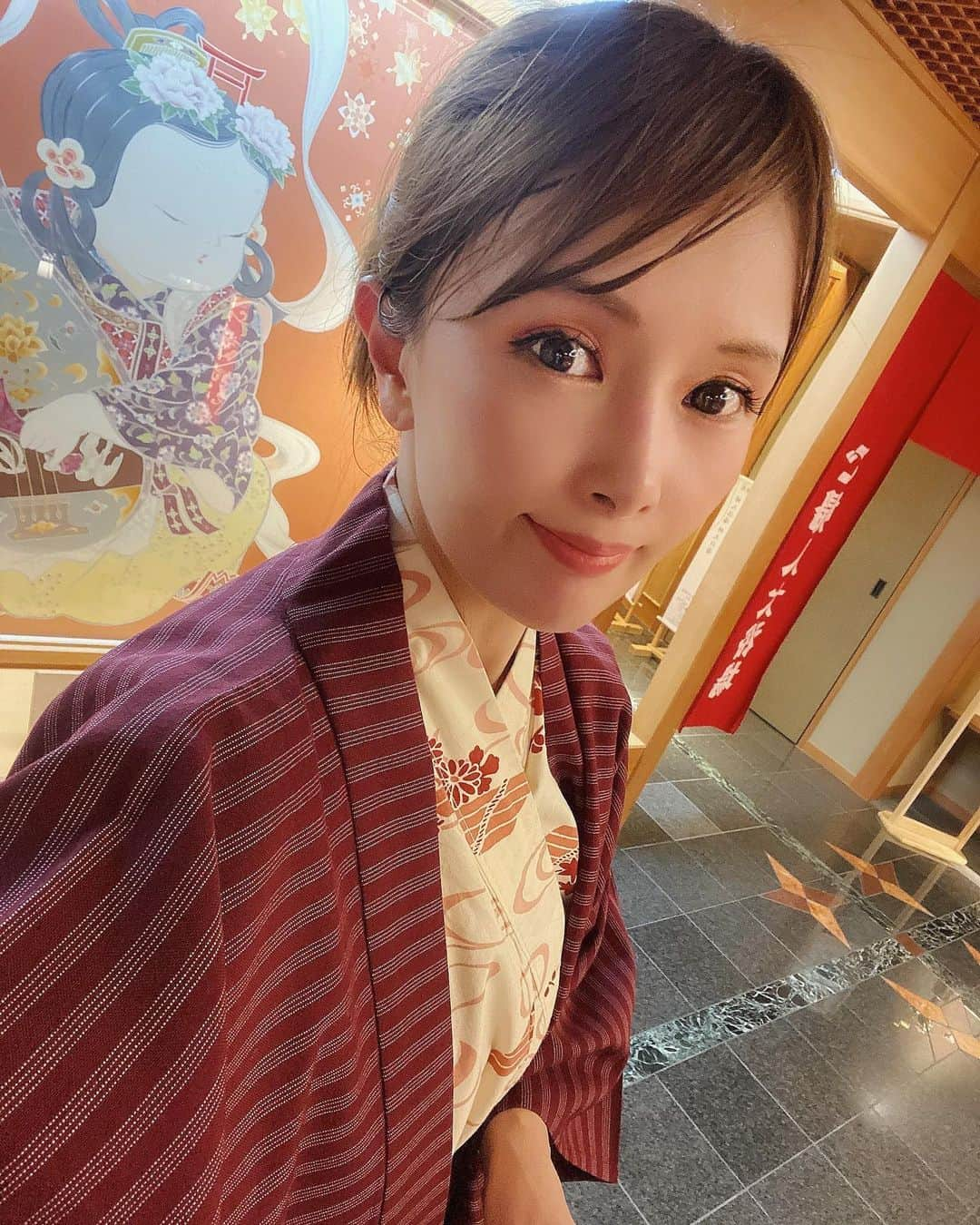 れなさんのインスタグラム写真 - (れなInstagram)「#サウナ 最高🧖‍♀️  #温泉旅館 にサウナがついてるととっても贅沢にくつろげる😌  ２枚目🤳 七尾といえば#ルミゼドゥアッシュ アッシユ🧁  #デザート は温泉旅館とは思えないクオリティのスイーツで大満足😋  特にセラビィは味だけじゃなくて 味の変化や食感も考えられていて 最後まで美味しい😘  通販も出来ます💕💕 @mont_st_clair_   ・ ・ ・ ・ #温泉旅行  #温泉  #石川県  #能登  #スイーツ  #スイーツ好きな人と繋がりたい  #ケーキ  #モンブラン」1月11日 20時18分 - lena_mania_