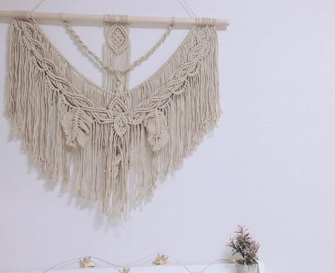 河村元美のインスタグラム：「🧿🧿🧿Perfectly splendid Macrame Chan tapestry created by @bohoi.sh 🧶(my sis tho) If you want like this ,follow and let me know 🧋🗣#macramé #マクラメちゃん」