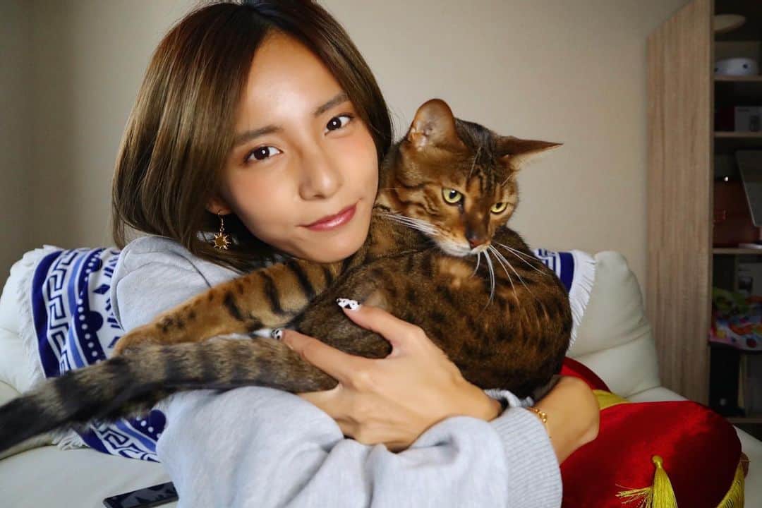 佐野千晃のインスタグラム：「YouTubeにてInstagramで受け付けた質問をお返ししております〜！﻿ ﻿ みんな質問してくれてありがとう〜！﻿ ﻿ 見てね〜！！﻿ ﻿ #natural #healthy #good #gilrs #gilr #cool #cute #ooted #selfie #self #face #スポーツ女子 #スポーツ #ハワイ #笑顔 #ひまわり#質問 #質問返し #YouTube #見てね」