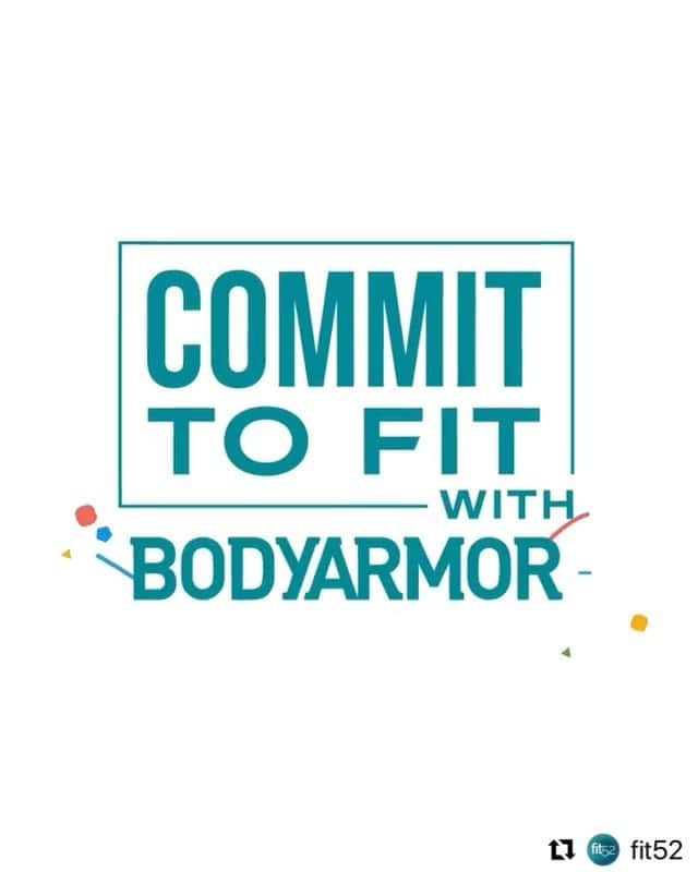キャリー・アンダーウッドのインスタグラム：「#Repost @fit52  ・・・ BIG NEWS for a NEW YEAR: Get ready to Commit to Fit! 🎉  We’ve partnered with @drinkbodyarmor for Commit to Fit: challenges, giveaways, and a brand new path in the app!   It’s ideal for beginners *and* it’ll be compatible with your busy schedule! Join now to make a commitment to your healthy lifestyle! #CommitToFit52」