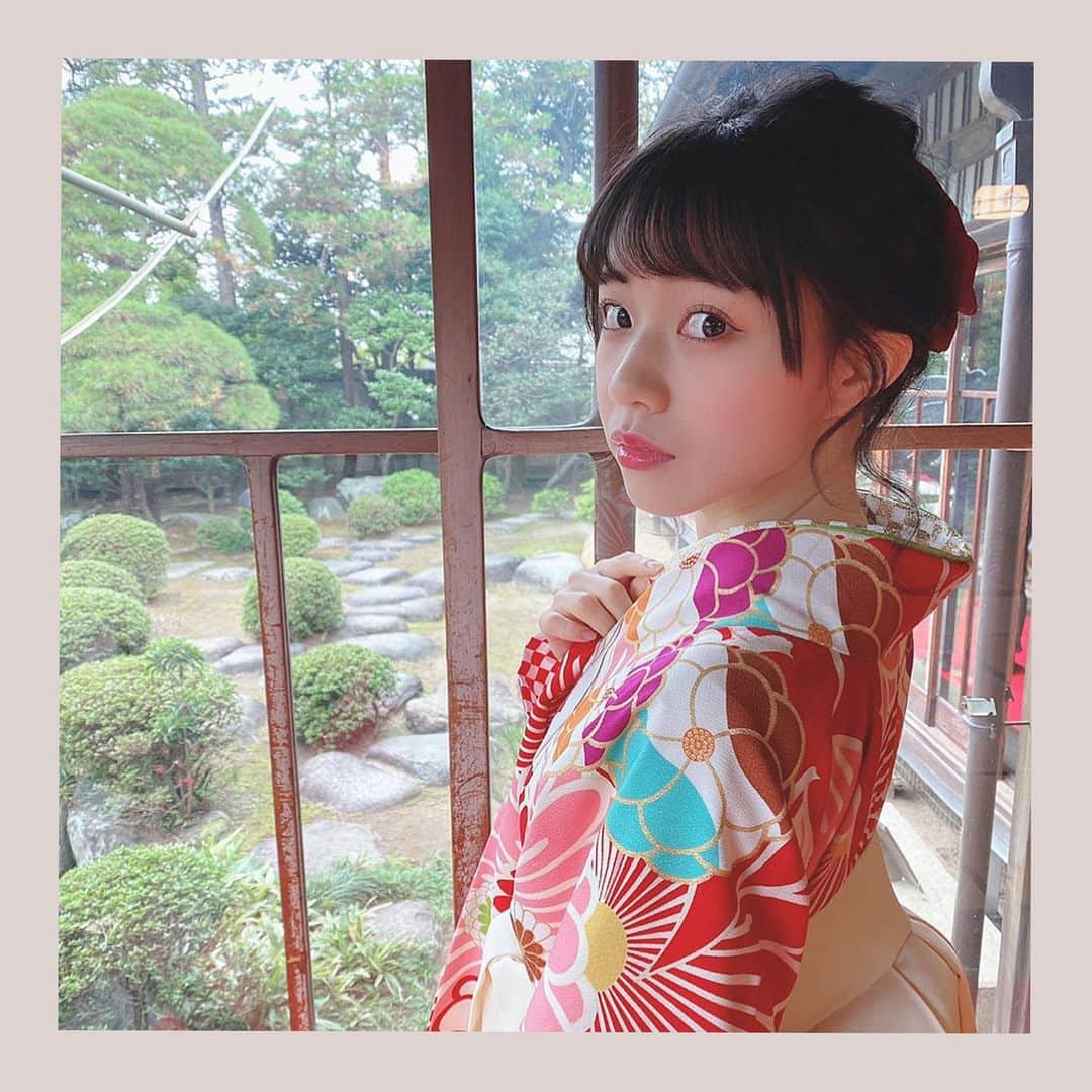 鳴海寿莉亜さんのインスタグラム写真 - (鳴海寿莉亜Instagram)「☻☺︎☻☺︎﻿ ﻿ 新成人の皆さん、おめでとうございます㊗️﻿ 成人の日は「懐かしいな〜」って、﻿ いつまででも思い出す人生の節目ですね☺️﻿ ﻿ 笑顔と希望と夢が溢れる未来になりますように。﻿ ﻿ ﻿  #成人の日 #着物レンタルVASARA #VASARA袴 #山本亭 #柴又」1月11日 22時40分 - juria_narumi.official