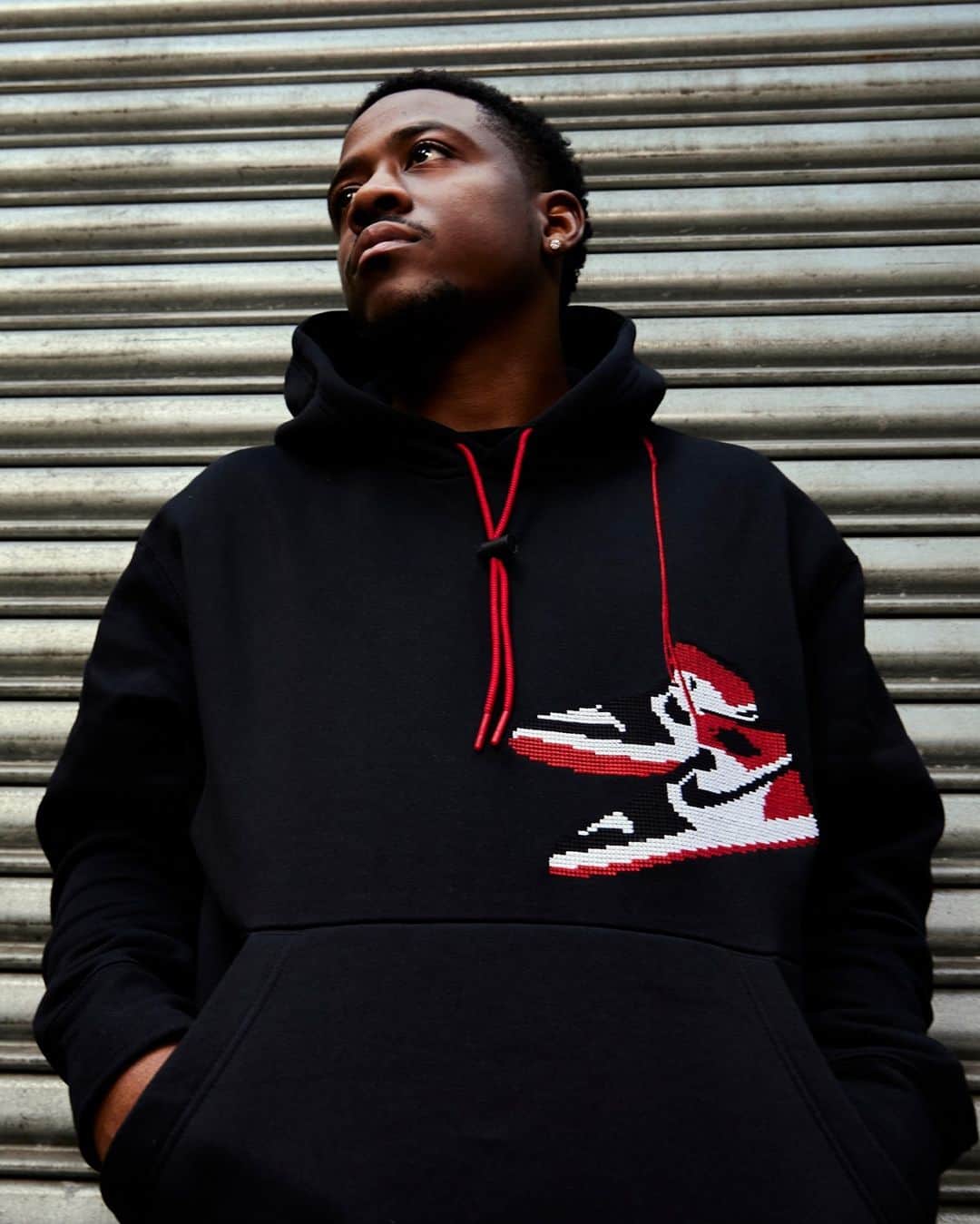 Foot Lockerのインスタグラム：「Feeling like the 🐐  Pick up the #Jordan AJ1 hoodie online and in-store.」