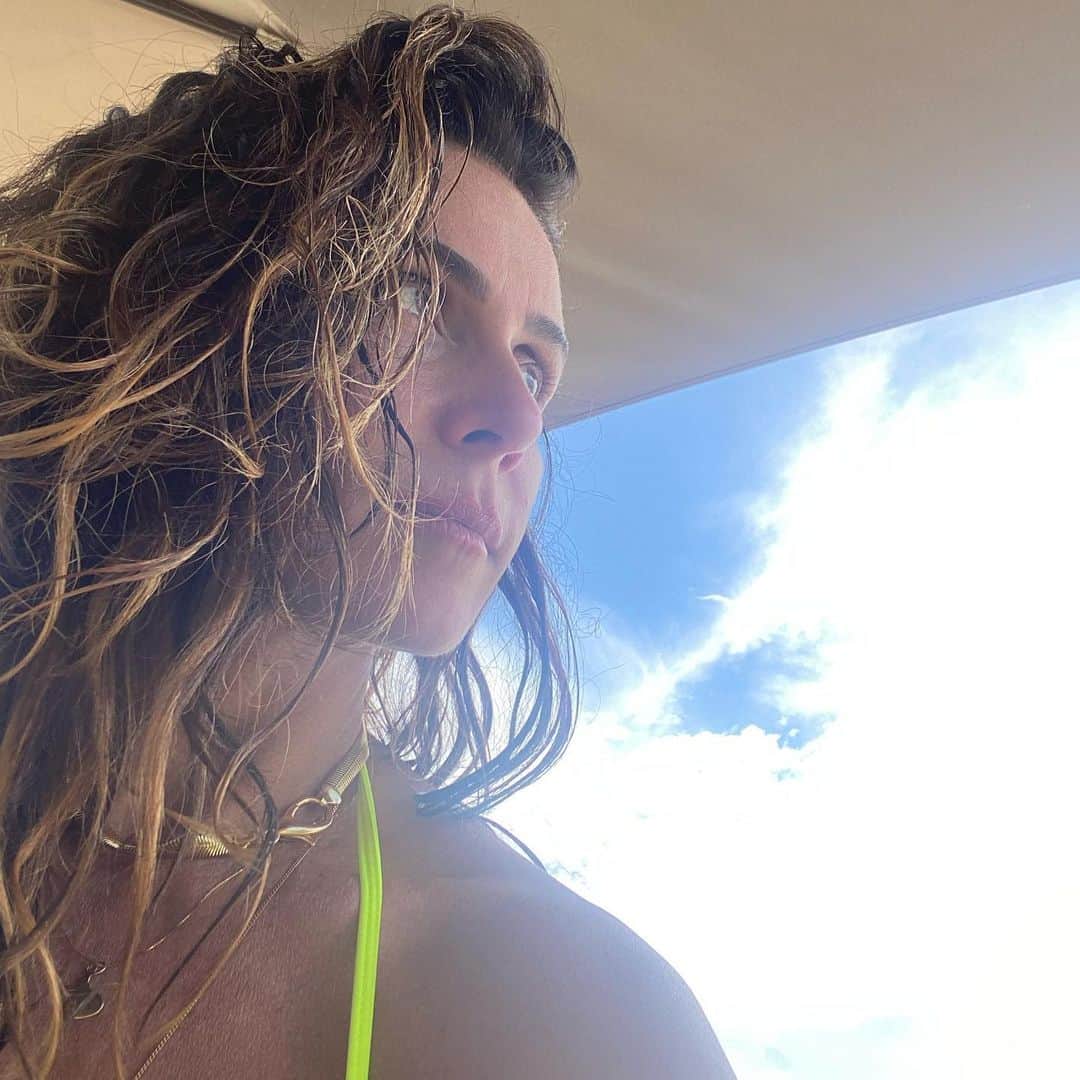 Giovanna Antonelliのインスタグラム：「Há mais coisas entre o céu e a terra do que pode imaginar nossa vã filosofia. #williamshakespeare ❤️」