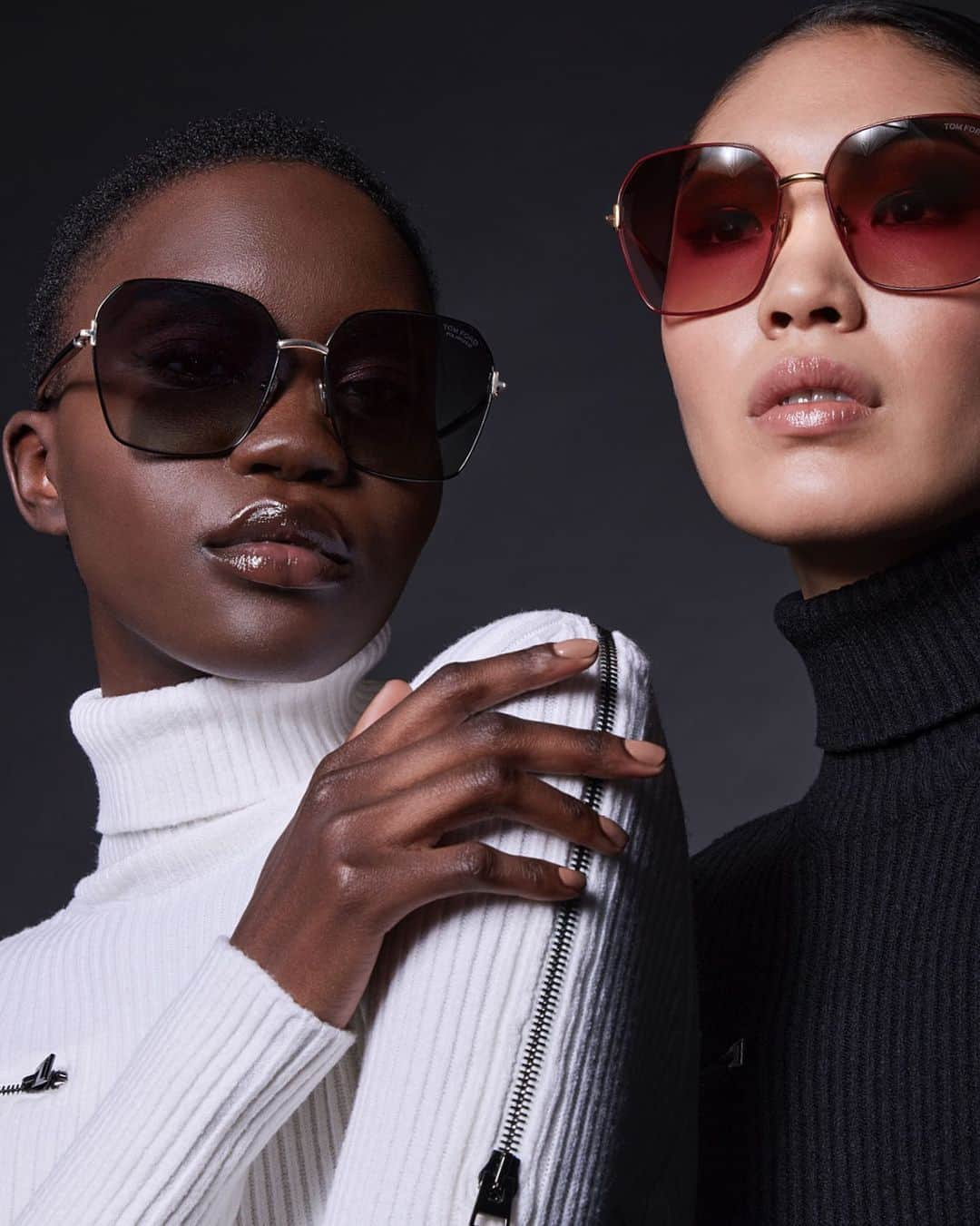 トムフォードさんのインスタグラム写真 - (トムフォードInstagram)「Explore the collection of Women’s Sunglasses. #TOMFORD #TFEYEWEAR」1月11日 23時34分 - tomford