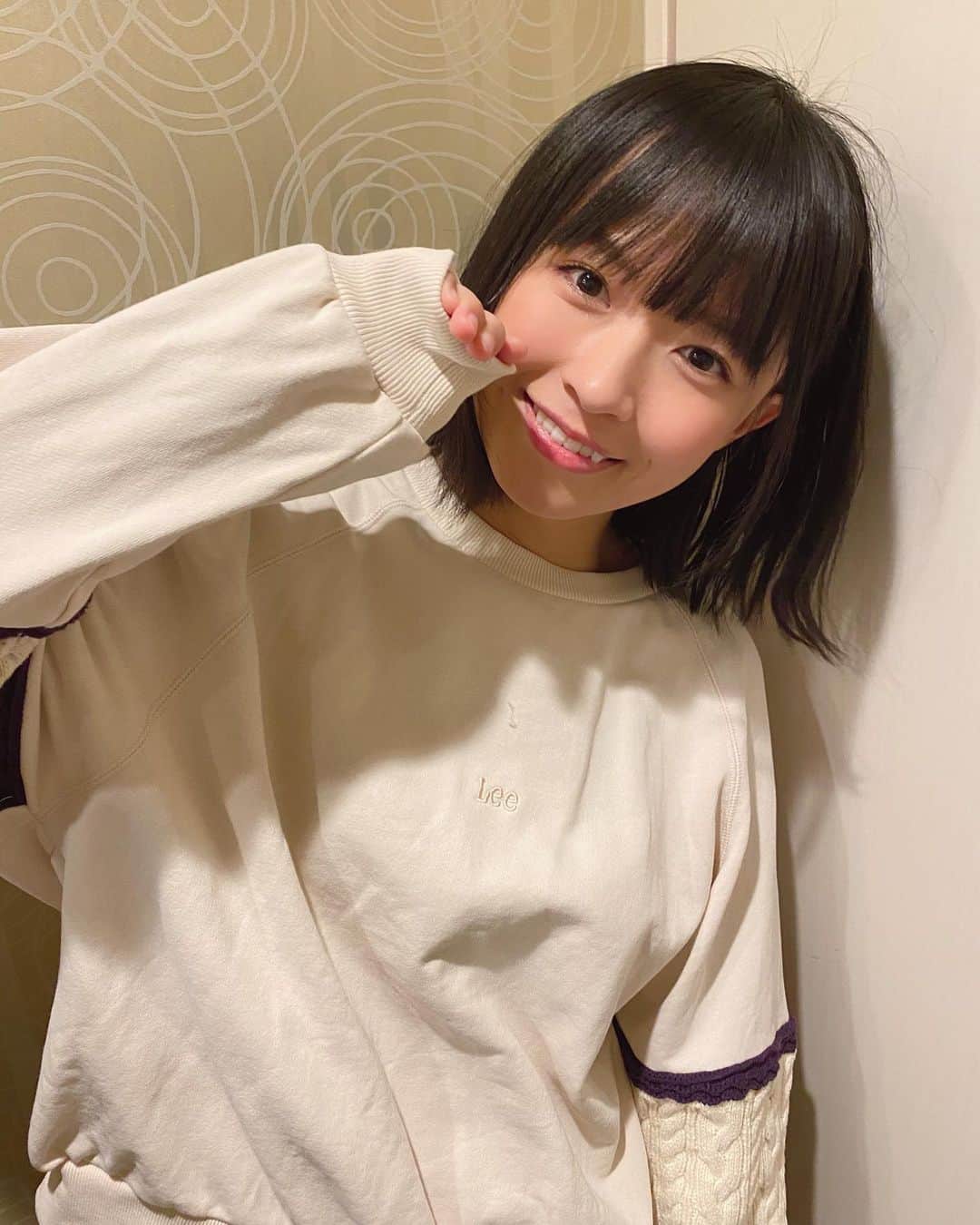 百川晴香さんのインスタグラム写真 - (百川晴香Instagram)「かわいい服〜💕一目惚れした💕 #lee #かわいい #japanesegirl #cute #followｍe」1月11日 23時38分 - momokawaharuka