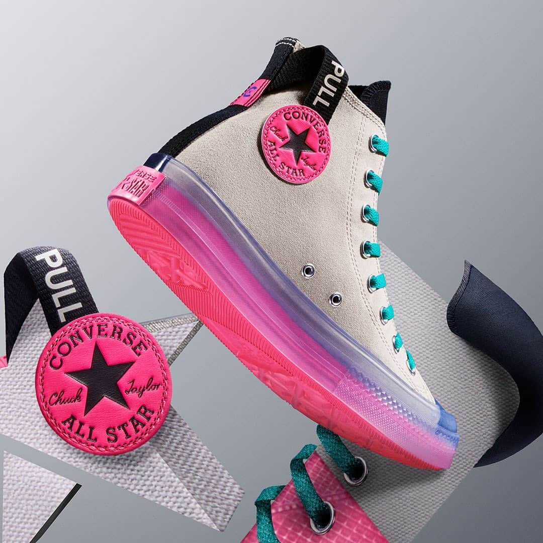 converseのインスタグラム：「We’re celebrating the legacy of our original All Star—Chuck Taylor—with a new collection that fuses utility, comfort and the refusal to settle.⁣ ⁣ These bold, outdoor-inspired silhouettes—from the Run Star Hike and Chuck 70, to the Chuck Taylor All Star CX—are set against vibrant brights, earthy neutrals, and supported by premium, all-day comfort features. Check them out now on Converse.com.」