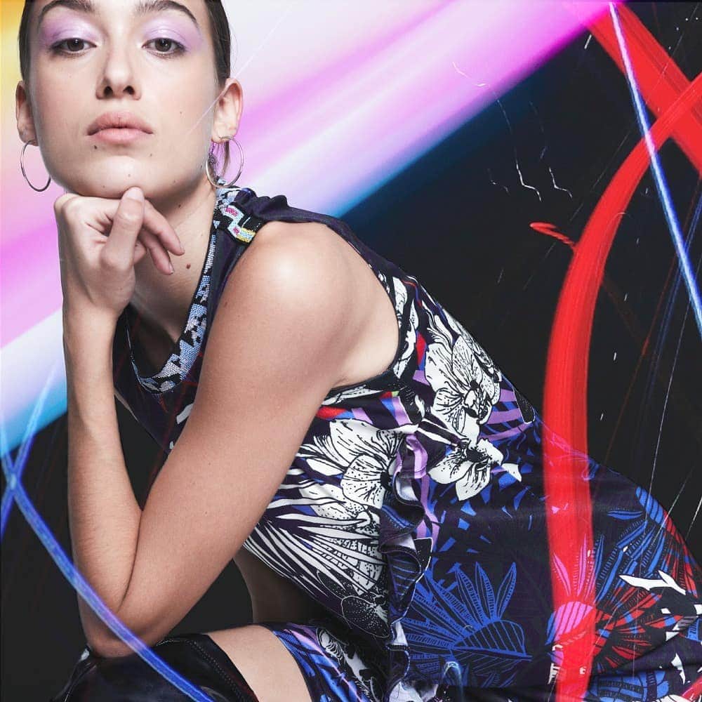 クストのインスタグラム：「Prints outta this world. Discover your favorite ones now on #SALE #CUSTOBarcelona」