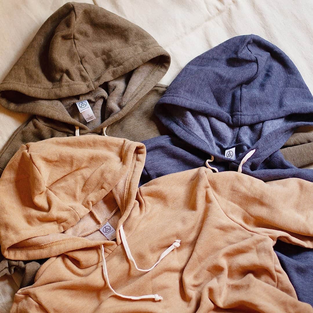 オルタナティブのインスタグラム：「The Challenger Eco-Fleece Pullover Hoodie-- an everyday pullover hoodie crafted from our signature soft Eco-Fleece. #WeAreAlternative」