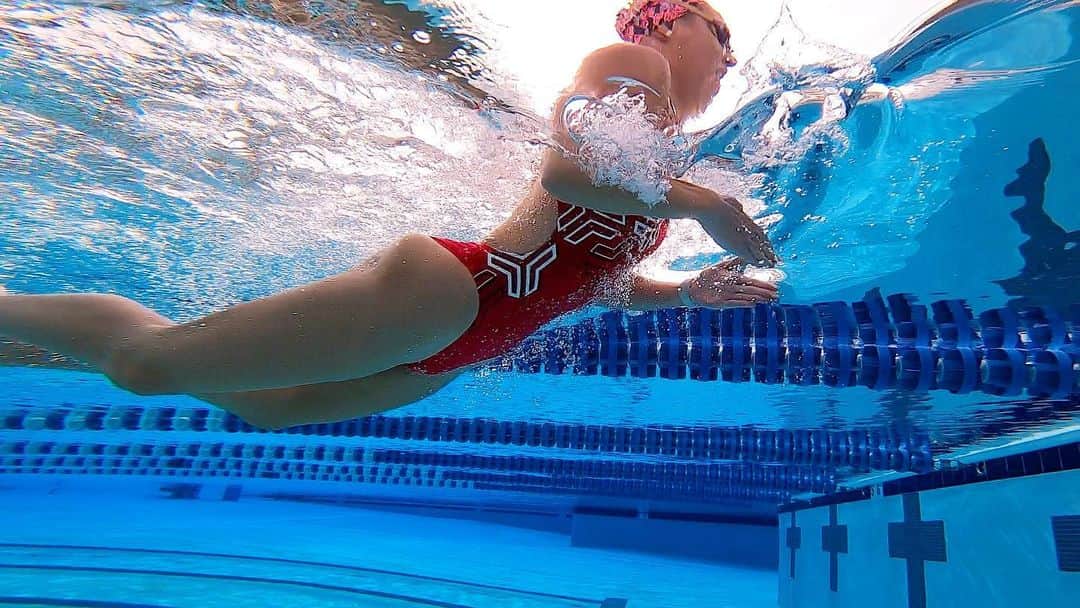 Julieのインスタグラム：「With patience and experience, one can do anything ⏰💫 . . . . #arenawaterinstinct #swimmer #summerjulep #swimming #swim #goswimming #instaswim #natation #natacion #instaswimming #mastersswimming #instaswimmer #usaswimming #swimtraining #swimpractice #myswimpro #swimsmarter #goswim」