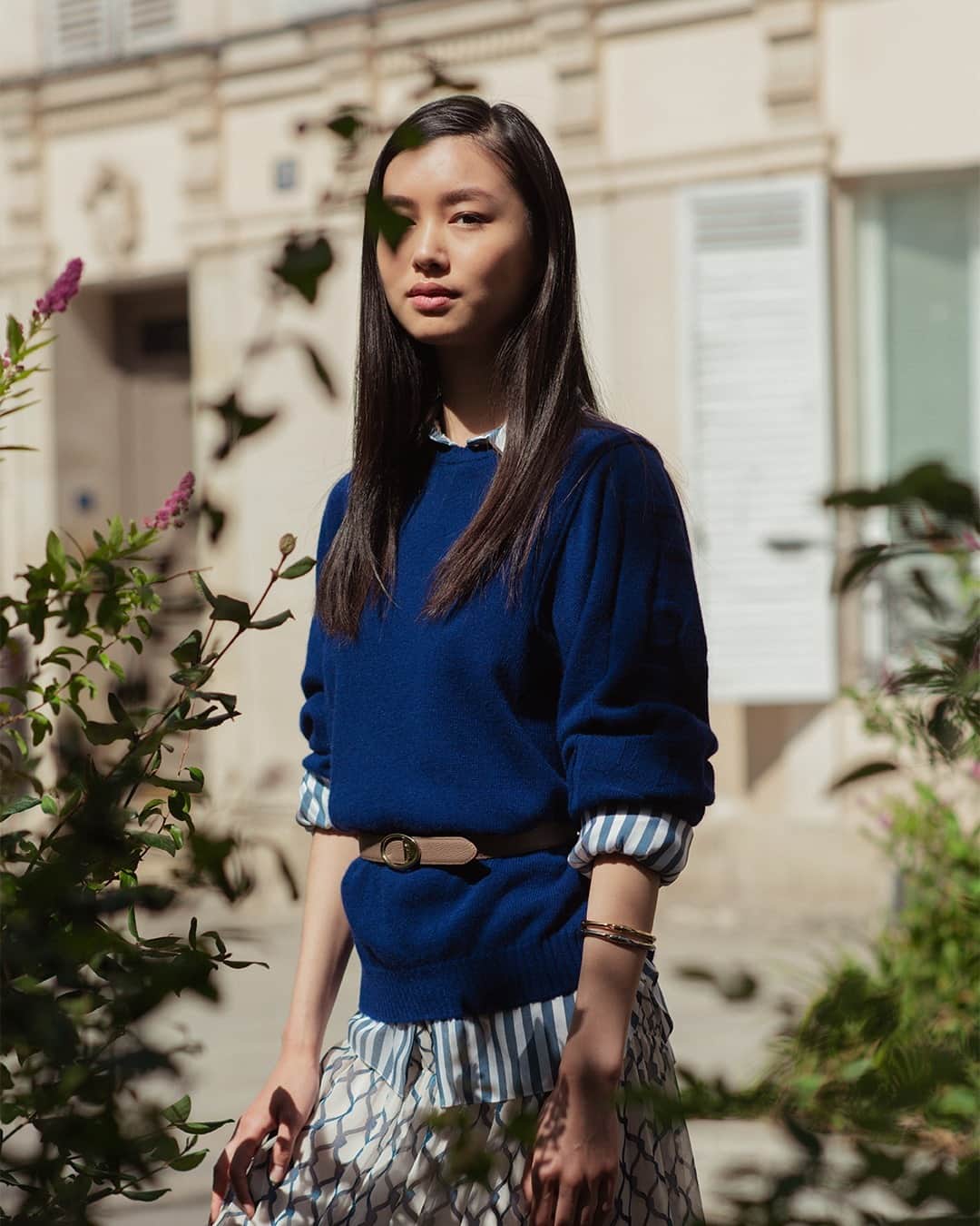 Longchampのインスタグラム：「"She left the grandpa sweaters to the grandpas."  Introducing chic knitwear from our SS21 collection. #TresParis  #LongchampTresParis #LongchampSS21 #Longchamp」
