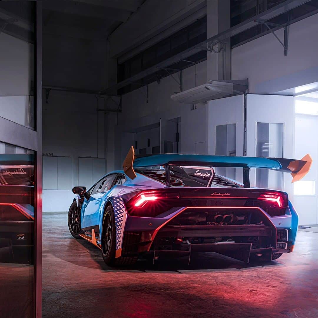 ランボルギーニのインスタグラム：「We are proud to show you a new special-livery Huracán Super Trofeo EVO Collector, a unique racecar and a tribute to the wonderful Huracán STO.  #Lamborghini #HuracanSuperTrofeoEVOCollector #HuracanSTO #BasedOnATrueStory」