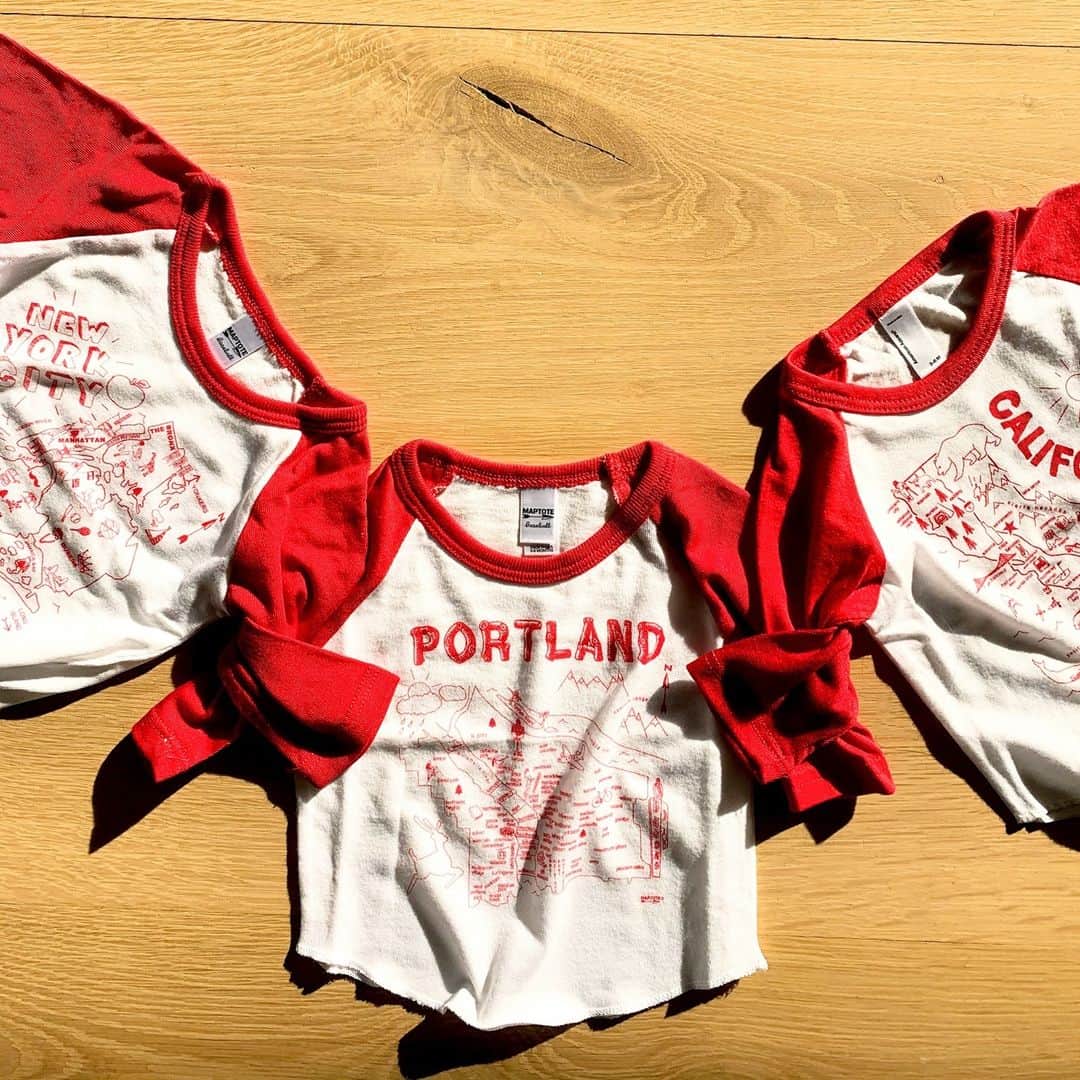 マップトートのインスタグラム：「The cutest little raglan you ever did see!」