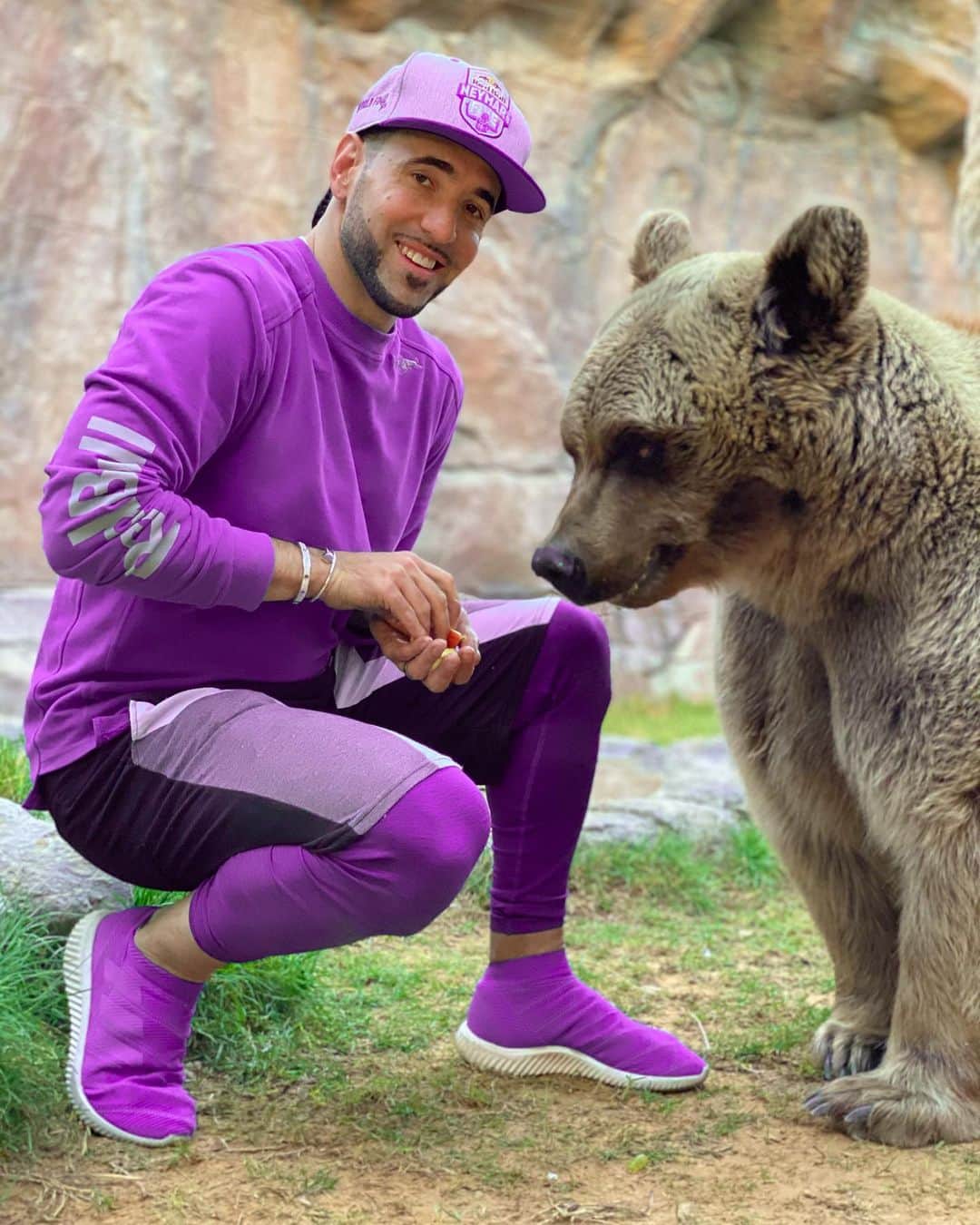 ショーン・ガルニエのインスタグラム：「Let me introduce you ... the Urbanbear 😎 #Urbanballer #Urbanball #SeanGarnier #Dubai」