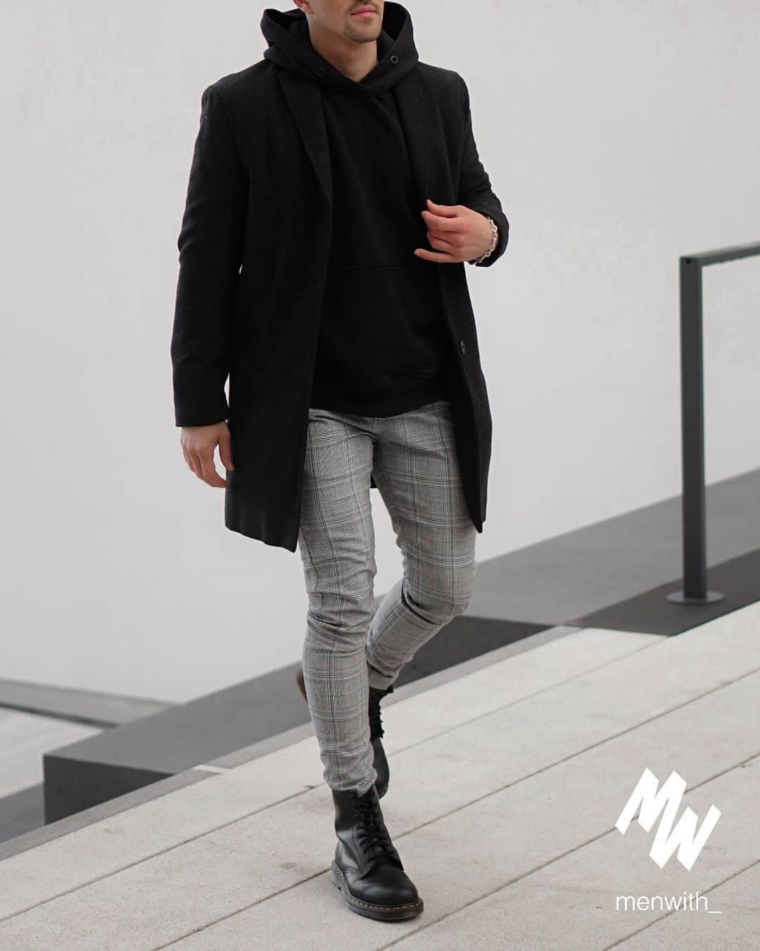 のインスタグラム：「Lovely photo of our dear friend @whoismarkuss 👌🏽 #menwithstreetstyle」