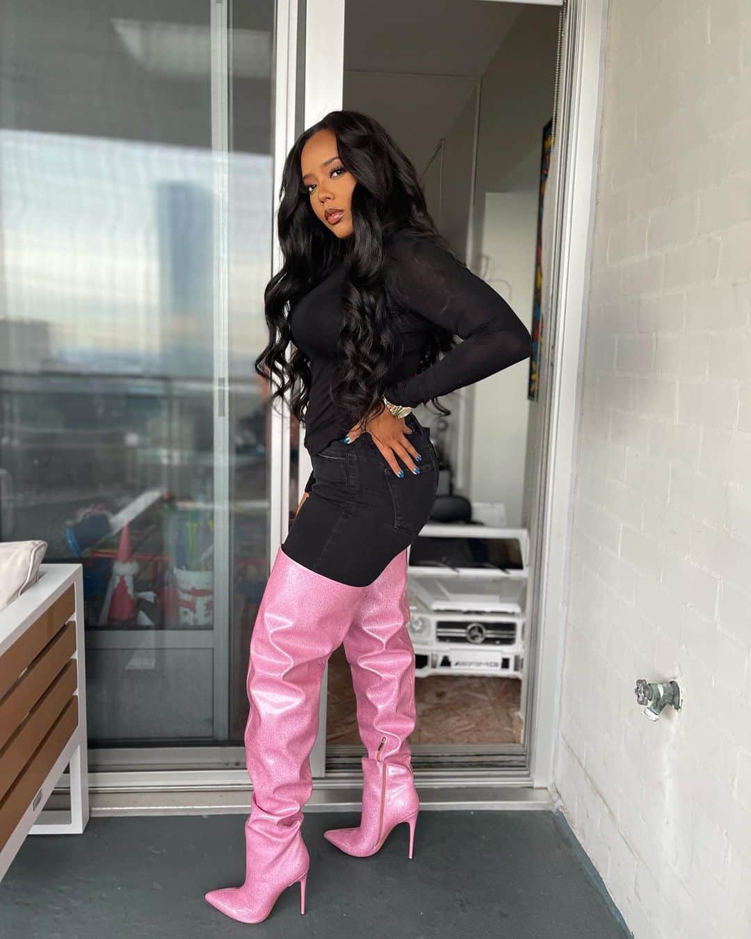 Angela Simmonsさんのインスタグラム写真 - (Angela SimmonsInstagram)「Steady on my grind @dhairboutique ✨」1月12日 5時20分 - angelasimmons