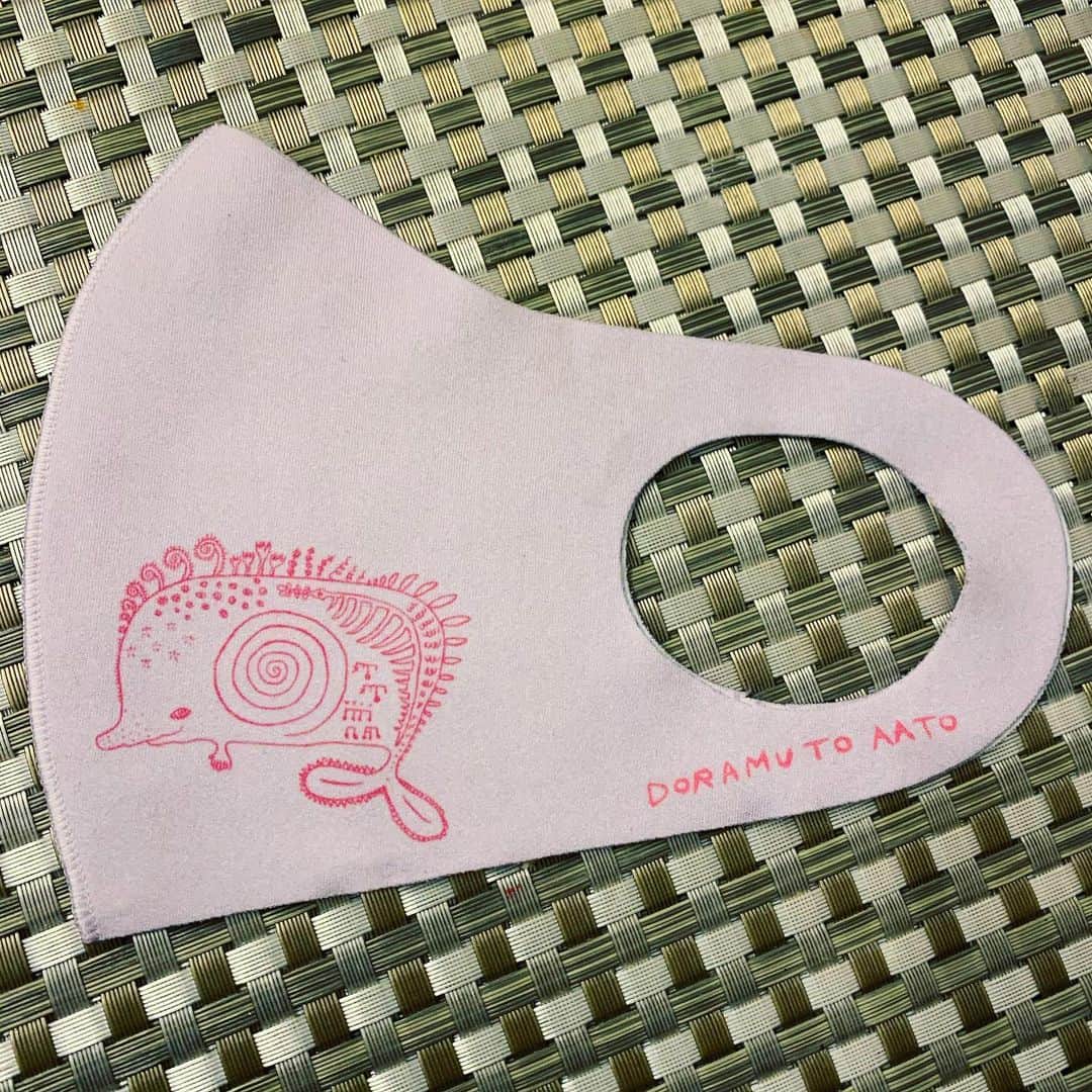 のインスタグラム：「マスクはこんなんですっ。色は藤色♡ #goods #マスク #肌触り最高 #ネット販売 #しようとしてる」