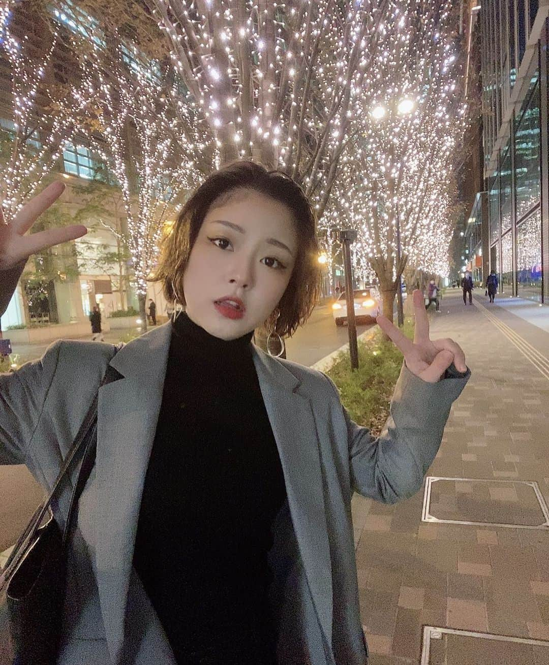 友田紗季さんのインスタグラム写真 - (友田紗季Instagram)「ちょっと前にお母さんと夜ご飯行った時の写真🤳 はやく緊急事態宣言終わらないかな…みんなは終わったらなにしたい？ #おうち時間 #東京駅グルメ  #工業倶楽部  #ミスコン #ミス立教」1月12日 15時39分 - rikkyo20miss_1