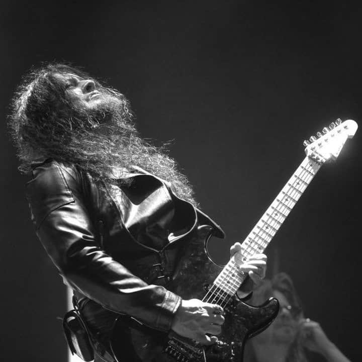 Queensrycheさんのインスタグラム写真 - (QueensrycheInstagram)「Michael at the House Of Blues in Houston Texas (photo credit Coffman Rock Shots) #queensryche #texas #michaelwilton #whip #mastuh #foundingmember #guitarist #guitarplayer #talented #memories #goodtimes #espguitars #bamf」1月12日 8時30分 - queensrycheofficial