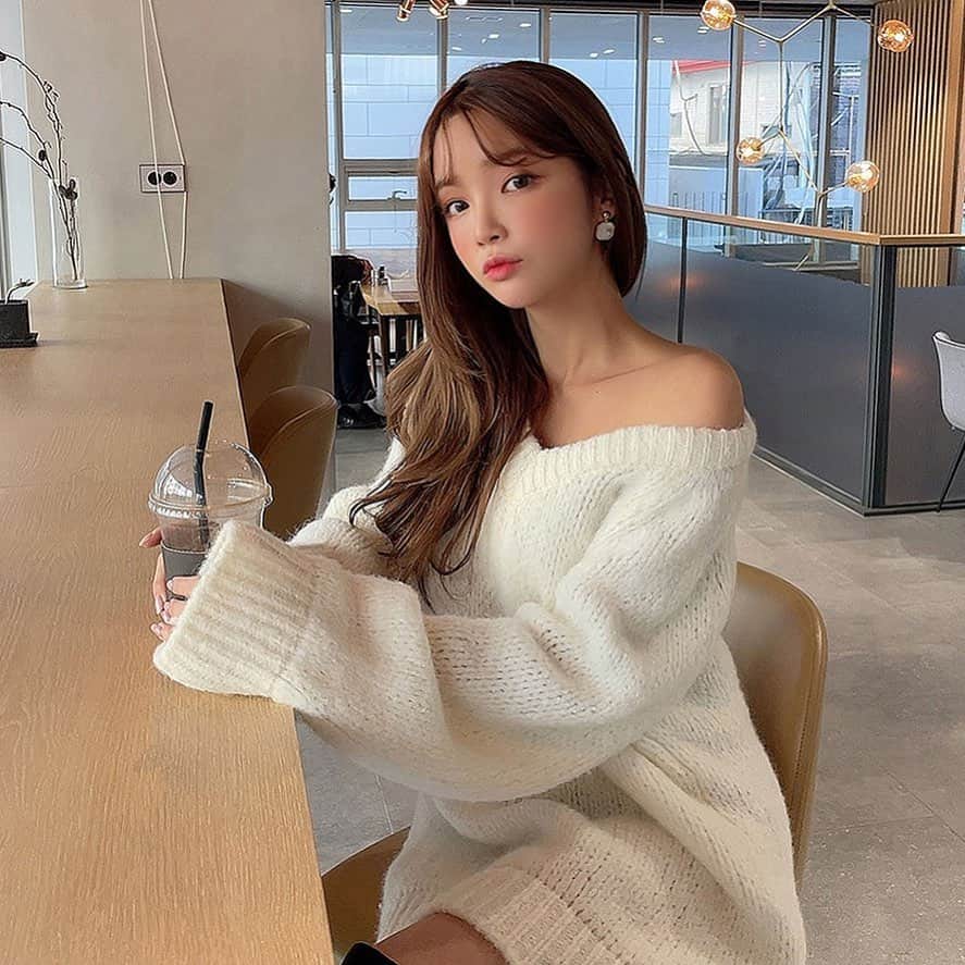Chuuのインスタグラム：「Good morning✨ #chuu #chuuseoul」