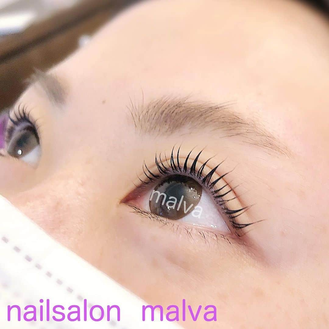 nailsalon malva（ネイルサロンマルヴァ）のインスタグラム