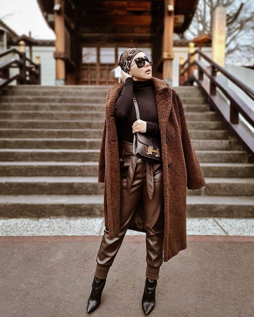 Syahriniさんのインスタグラム写真 - (SyahriniInstagram)「• Sunshine On My Face During A Cold Weather ! ... Ohaiyo Gozaimasu Tokyo !  _______________ 𝓢𝓨𝓡 ______________  #PrincesSyahrini #Tokyo_January2021 #Japan」1月12日 9時47分 - princessyahrini