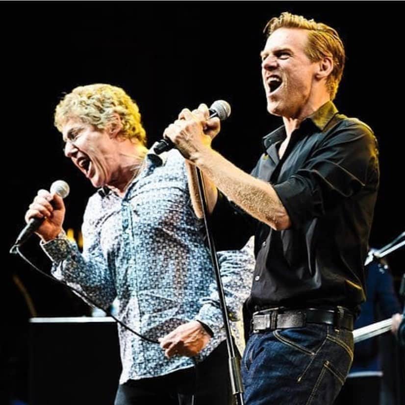 ブライアン・アダムスのインスタグラム：「Singing with Roger Daltrey from @officialthewho, this band changed everything for me as a preteen, and I started late with their album Who’s Next, (I was 11). It’s an extraordinary album that just sounds better the louder you can get it on your dads stereo. The album that really inspired me to make songs. #rogerdaltrey #petetownsend #keithmoon #johnentwistle #iwontgetfooledagain」