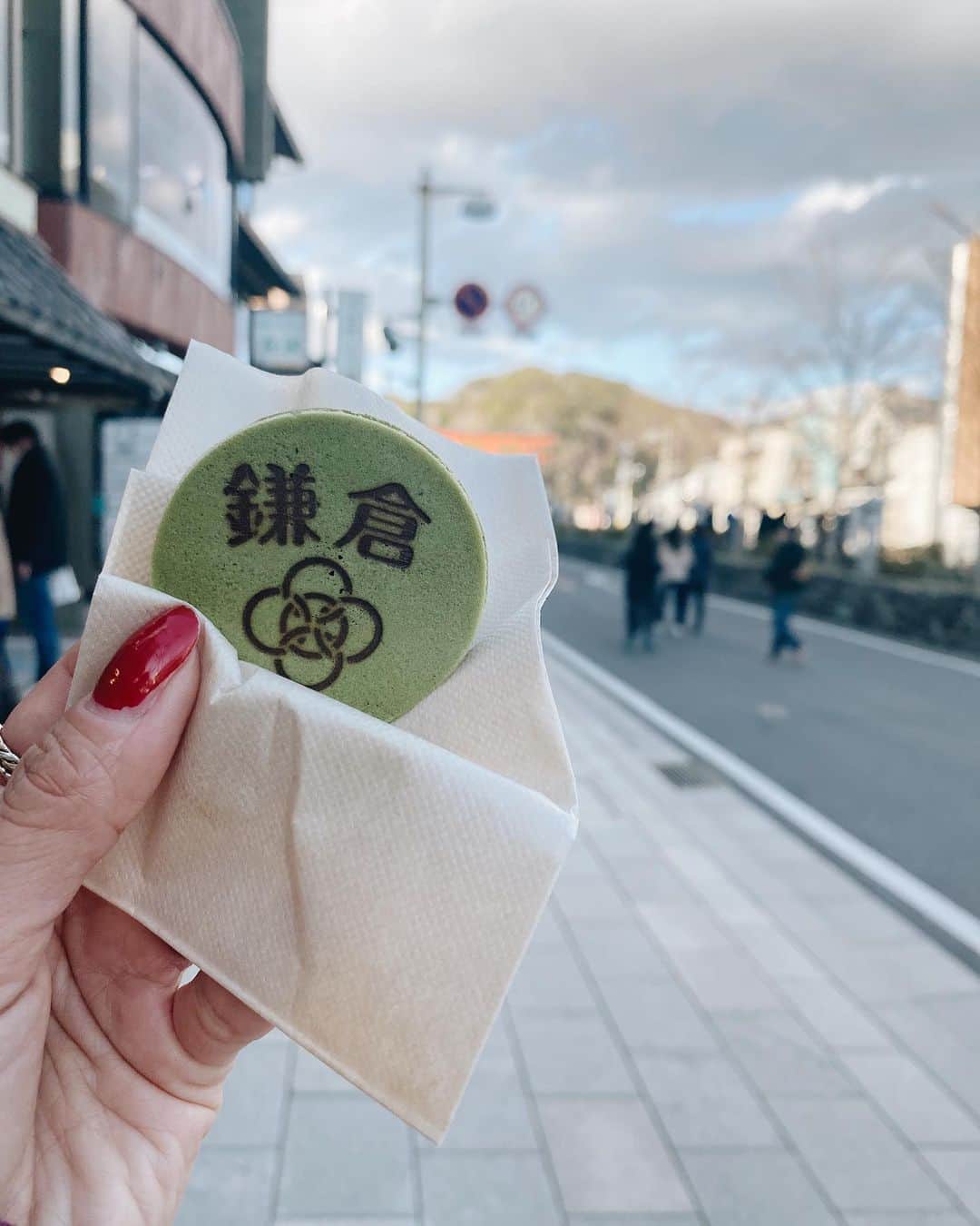 堀舞紀さんのインスタグラム写真 - (堀舞紀Instagram)「🍵 . . . お正月の #throwback ! . . . #cannyO が おもちゃみたいで 面白いから記録として 載せとこ〜♡ . . . 重たくなったよ、 もーすぐ15キロ！ 100センチまでもあとちょっと！ (ちびw) . . . 口は 相変わらず達者。 . . . #5歳女の子  #鎌倉グルメ　#鎌倉食べ歩き #湘南散歩」1月12日 10時16分 - mainohori