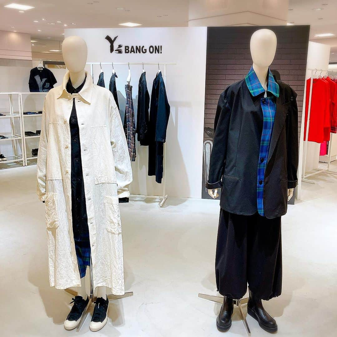 daimarusapporoさんのインスタグラム写真 - (daimarusapporoInstagram)「【Y’s BANG ON! POP UP SHOP】﻿ ﻿ Y’sのメンズ・ユニセックスライン、Y’s BANG ON! 最新コレクションを、1月9日(土)→31日(日)の期間、5階 特設会場でご紹介します。﻿ ﻿ Y’s BANG ON! は、メンズの型で構成される﻿シーズンレスのユニセックスコレクション。 ﻿ 70年代のブリティッシュパンクを思わせるシャツやパンツ、アレンジで変化するジャケットなど、テクニカルなデザインをY’s BANG ON!に落とし込みシンプルに着やすく構成。﻿ ﻿ 定番素材に加え、ガーゼチェック、タスランなど春夏ならではの生地を使用したアイテムをご提案します。﻿ ﻿ ﻿ ・1/31(日)﻿まで ・5階 特設会場﻿ ﻿ ﻿  #ys  #ワイズ  #大丸札幌」1月12日 10時46分 - daimarusapporo