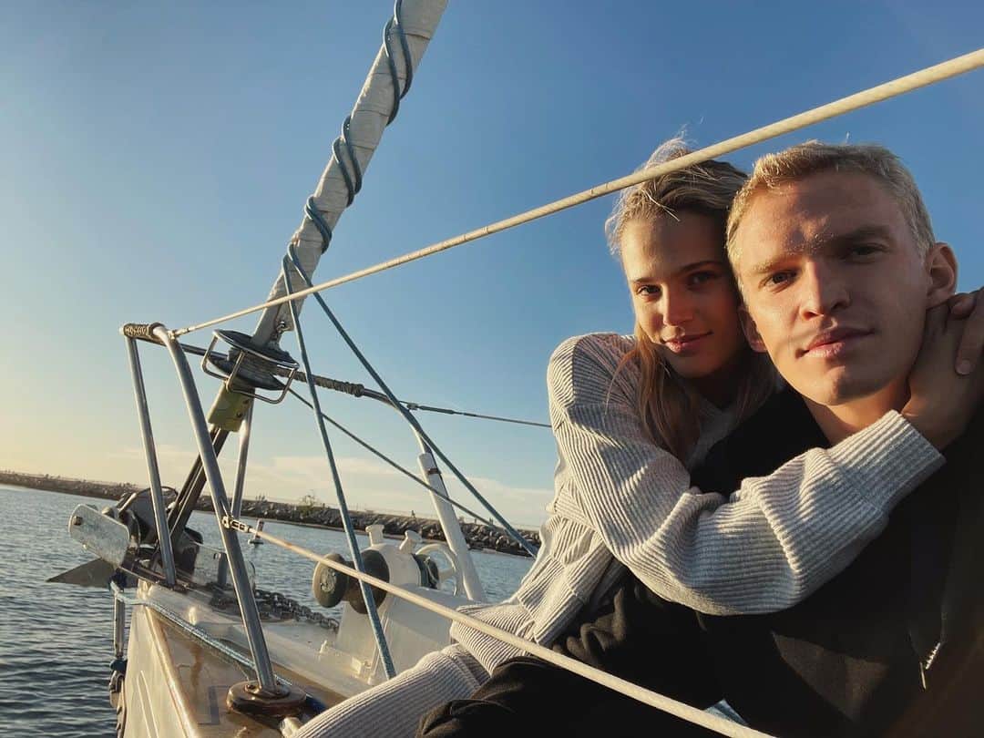 コーディー・シンプソンのインスタグラム：「A day spent at sea is a day well spent!」