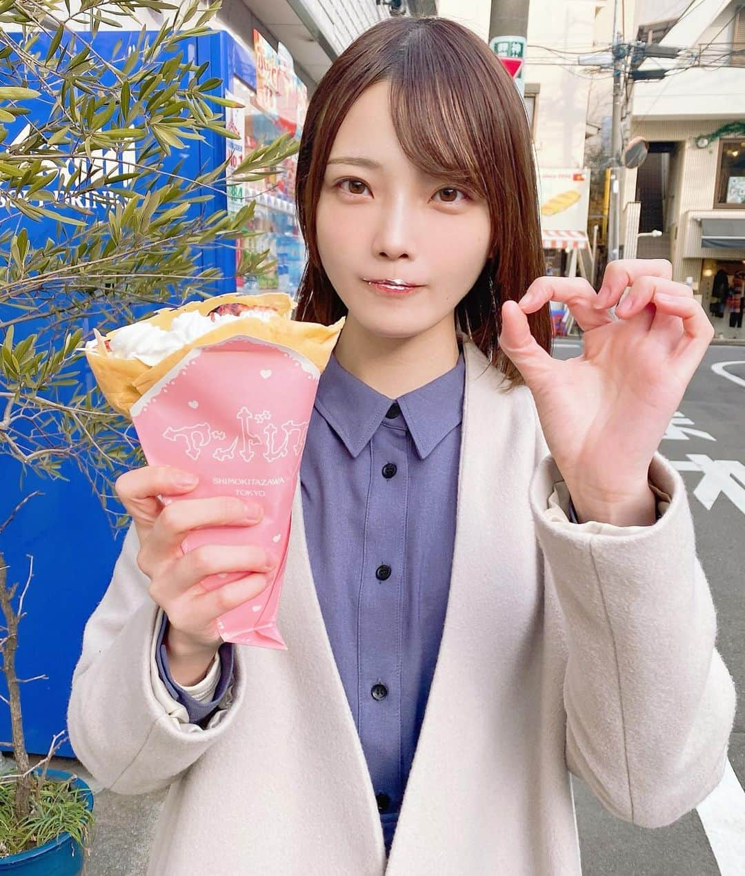 新谷姫加さんのインスタグラム写真 - (新谷姫加Instagram)「クレープは数年ぶりに食べました☺︎」1月12日 12時02分 - hime._.gram