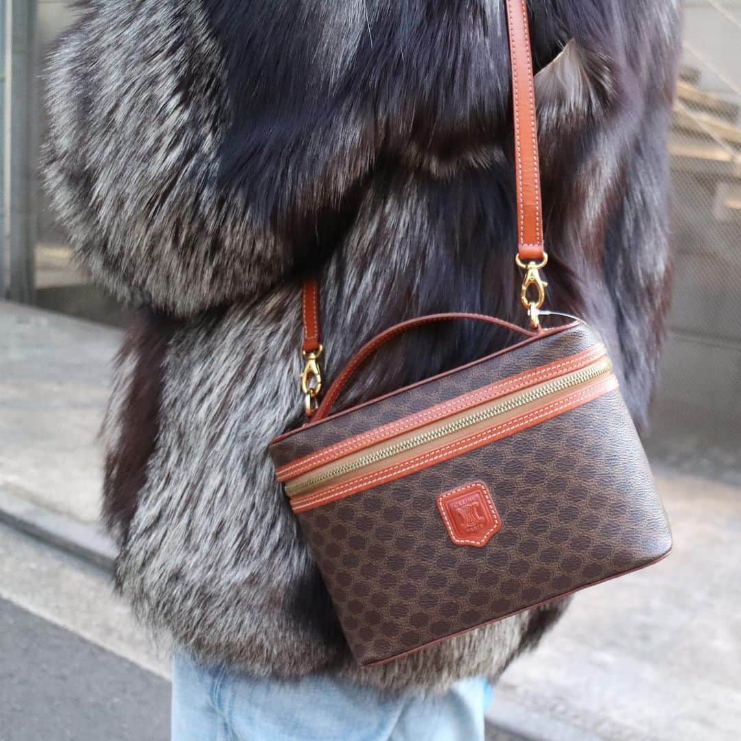 Vintage Brand Boutique AMOREのインスタグラム