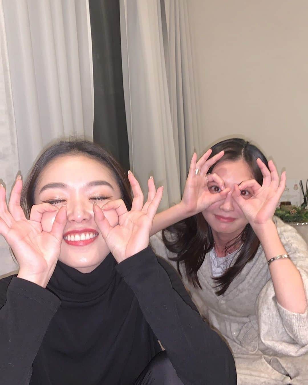 大石絵理のインスタグラム：「外も楽しいけど〜寒いし楽だしおうち会最高😘💯」