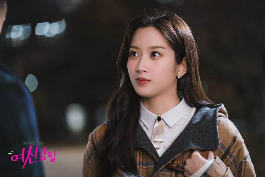 tvN DRAMA【韓国】さんのインスタグラム写真 - (tvN DRAMA【韓国】Instagram)「주경❤️수호 본격적인 쌍방 로맨스 시작! 서준의 가슴앓이도 시작,,,?💦  자존감 회복 로맨틱 코미디 [여신강림] 매주 [수목] 밤 10시 30분 tvN 방송  #tvN #수목드라마 #여신강림 #문가영 #차은우 #황인엽 #박유나」1月12日 14時00分 - tvn_drama