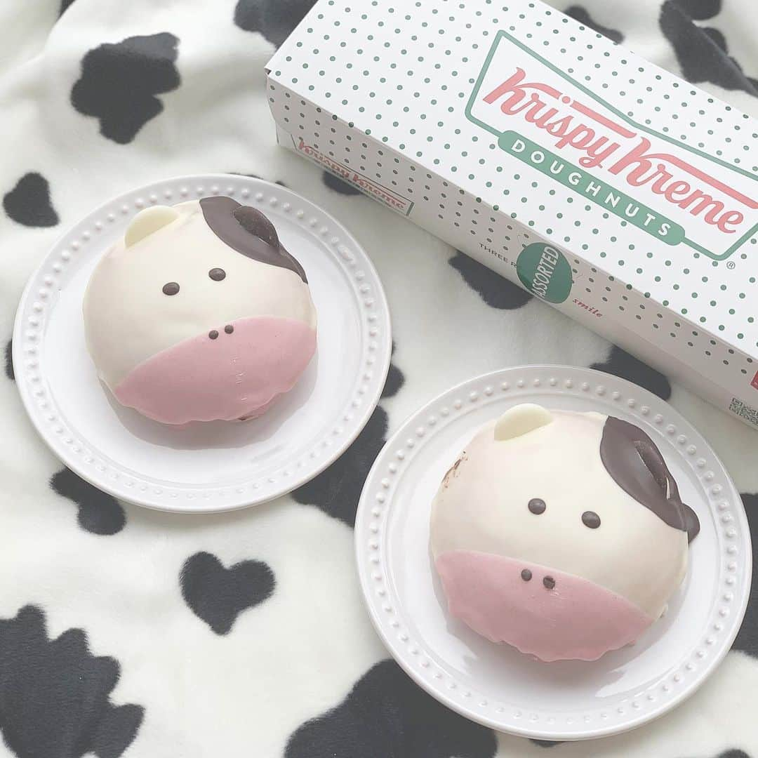 KANAKAさんのインスタグラム写真 - (KANAKAInstagram)「🐮❤︎🍼  今日までらしい！！！💭  #krispykreme #クリスピークリームドーナツ #ハッピーウシミルク #ドーナツ #うし #牛 #ウシ #🐄」1月12日 14時04分 - canika_1111