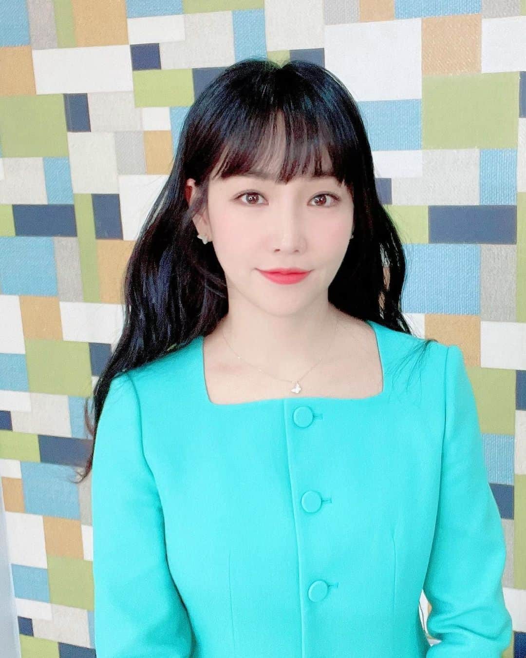 イ・ユリのインスタグラム：「#이유리 😊😘」