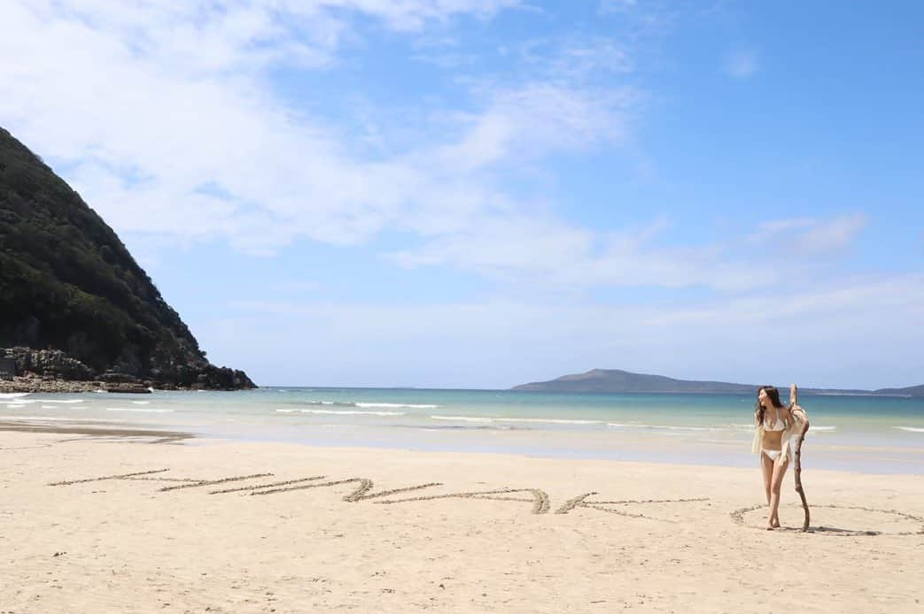 佐野ひなこのインスタグラム：「#マネージャー二宮カメラ   写真集アザーカット #五島列島 . . . またゆきたい🥺」