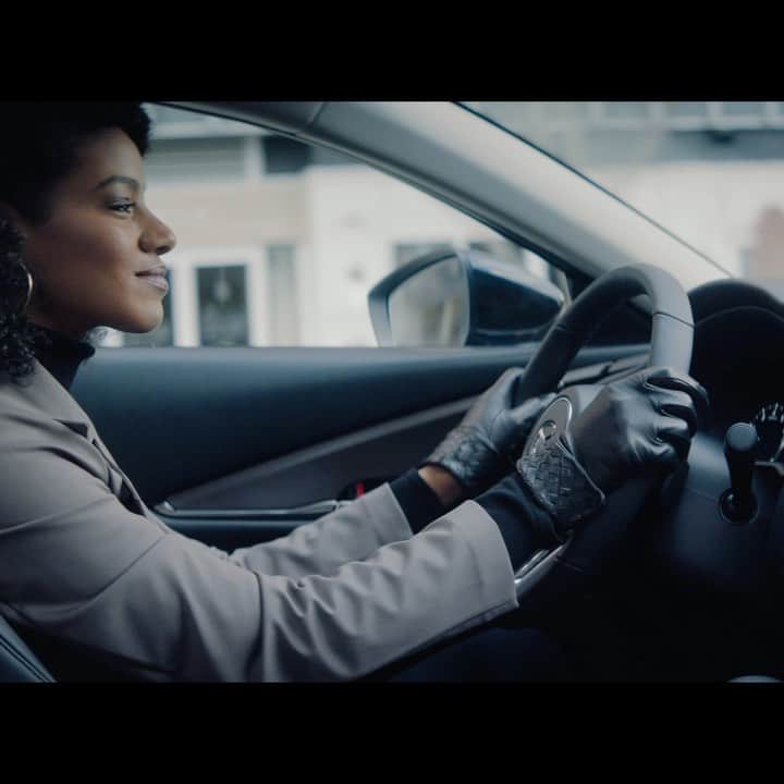 MAZDA Canadaのインスタグラム：「How do you measure the power of an engine? By the number of heart beats per minute. With a fuel-efficient Skyactiv-G 2.5 T Dynamic Pressure Turbo Engine, the CX-30’s performance isn’t just measured by 320 lb-ft of torque and up to 250 horsepower – it’s found in the powerful presence you feel on the open road.」
