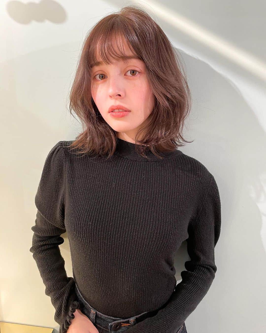河原洋美さんのインスタグラム写真 - (河原洋美Instagram)「ヌードグレー🐈‍⬛🐈‍⬛🐈‍⬛💕 #hiromi_hair #linkybyshima #プレミアムケアカラー」1月13日 1時02分 - cyorobinthkey