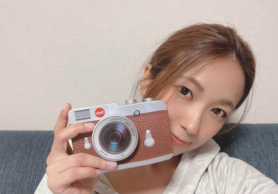 佐藤聖羅さんのインスタグラム写真 - (佐藤聖羅Instagram)「佐藤はKALDI大好きまん💖  お一人様1コまでのカメラ缶チョコげっちゅ😋  #kaldi  #カメラ缶 #レンズくるくる回るんやで」1月13日 1時05分 - seira_seira.s