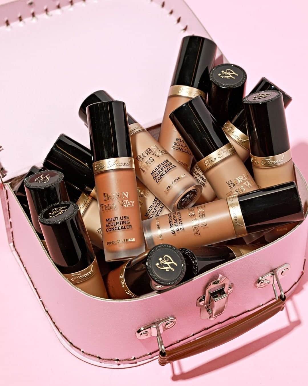 Too Facedのインスタグラム：「It’s always a good day when you stock up on Born This Way Super Coverage Concealer 😉 Who’s bottle is almost empty? 🙋‍♀️ Comment your shade below and we’ll choose 2 lucky babes to refill their shade! #tfbornthisway #toofaced」